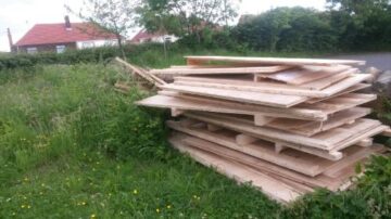 pile of ply-075833