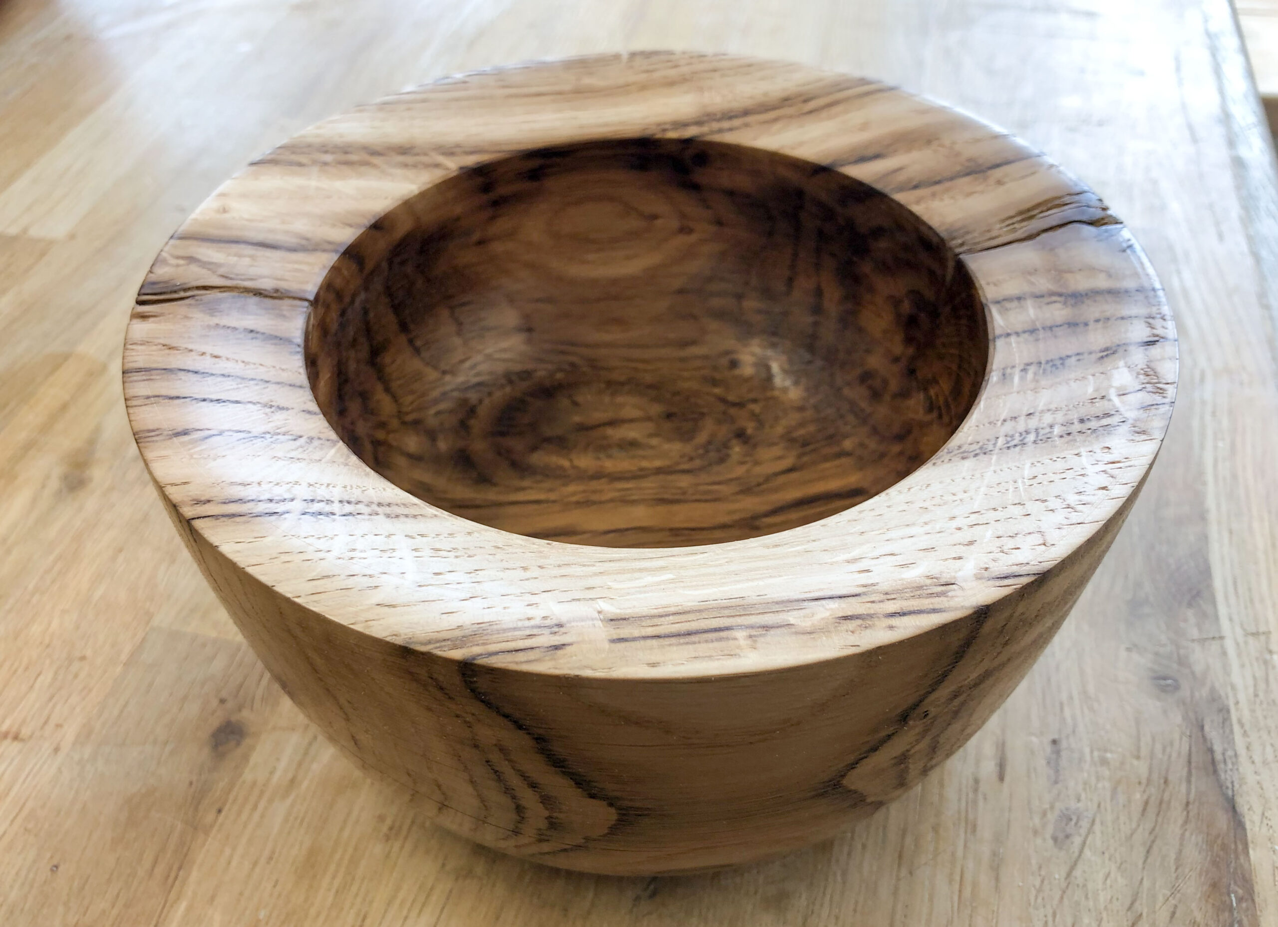 Peter thick oak bowl