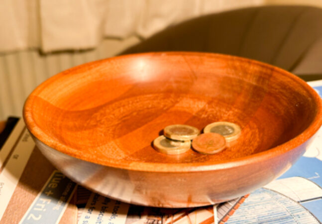 Rob coffee table into bowl